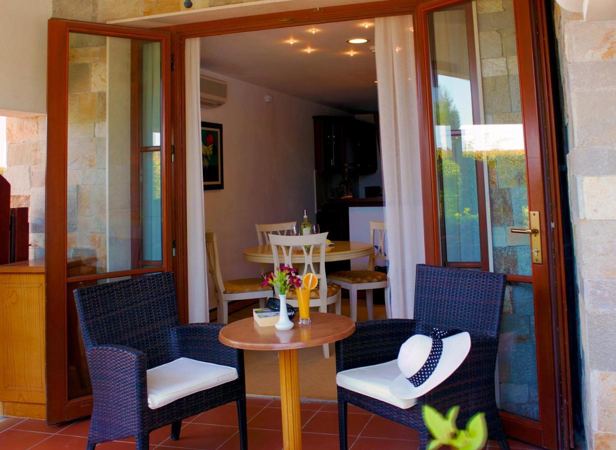 Helena Vip Villas And Suites Slantschew brjag Exterior foto