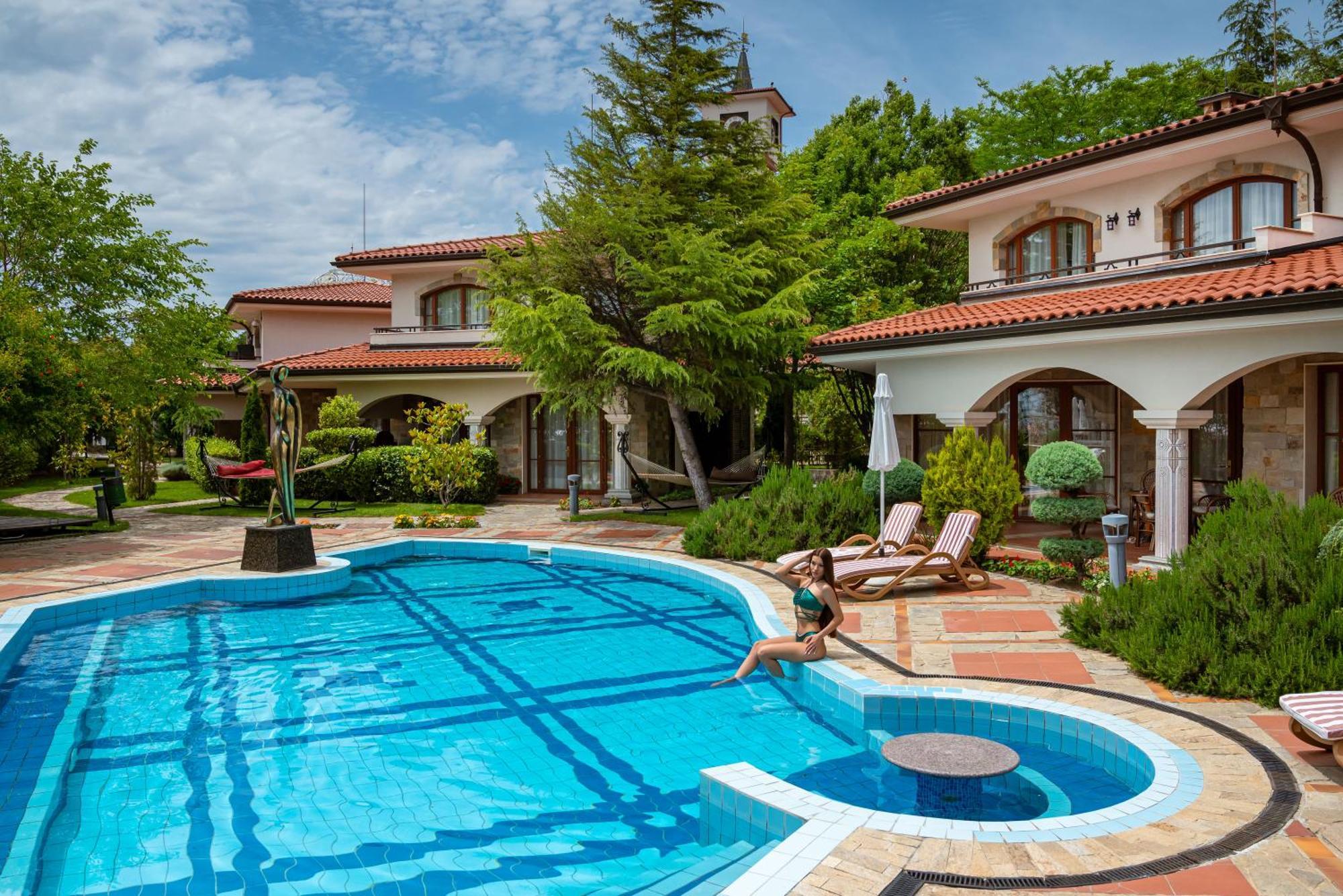 Helena Vip Villas And Suites Slantschew brjag Exterior foto