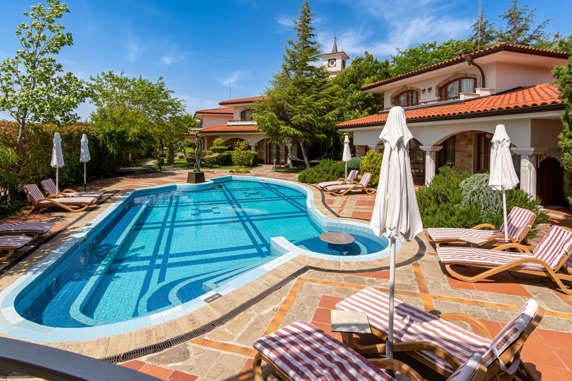 Helena Vip Villas And Suites Slantschew brjag Exterior foto