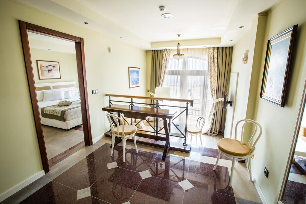 Helena Vip Villas And Suites Slantschew brjag Exterior foto